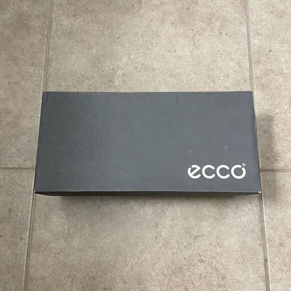 Ecco Waikiki Cocoa Brown Sandals - Picture 5 of 6